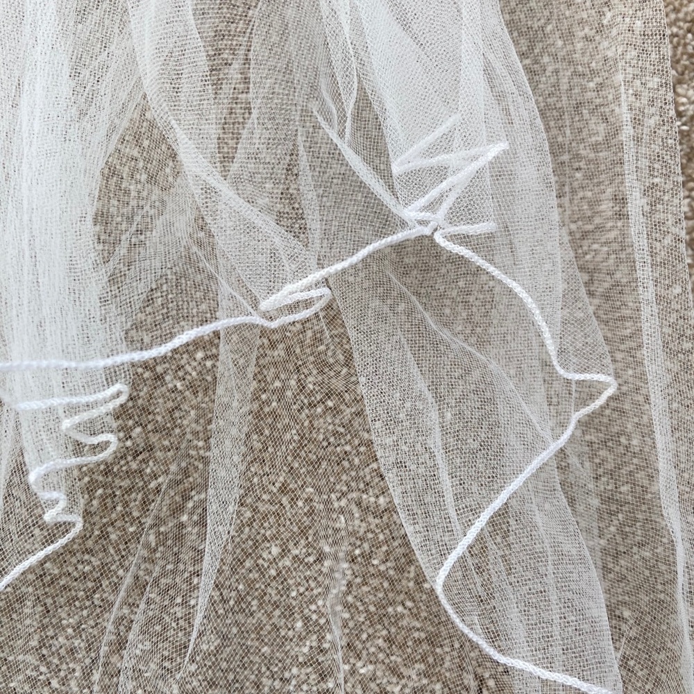 Wedding veil - Picture 3 of 3